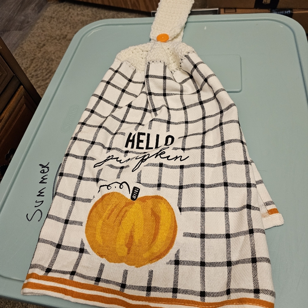 NEW PUMPKIN KITCHEN TOWEL